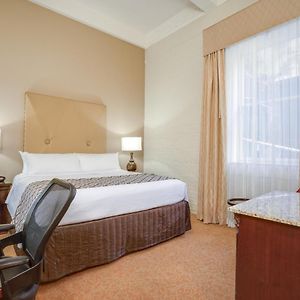 Historic Alexa One King Bed